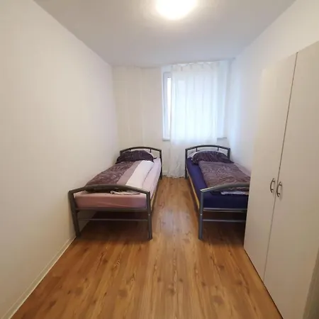 Spacious In Apartment Düsseldorf