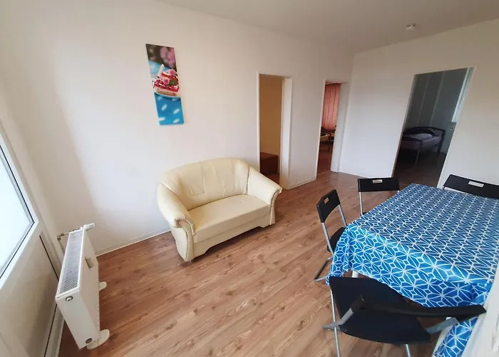 Spacious Apartment In Duesseldorf